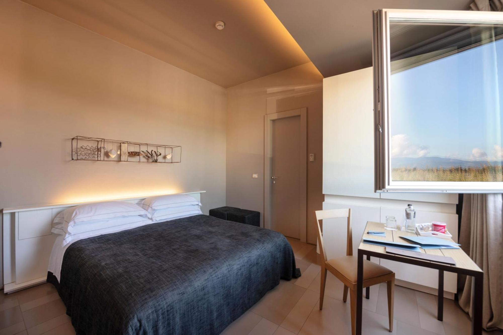 Double Room Lake View